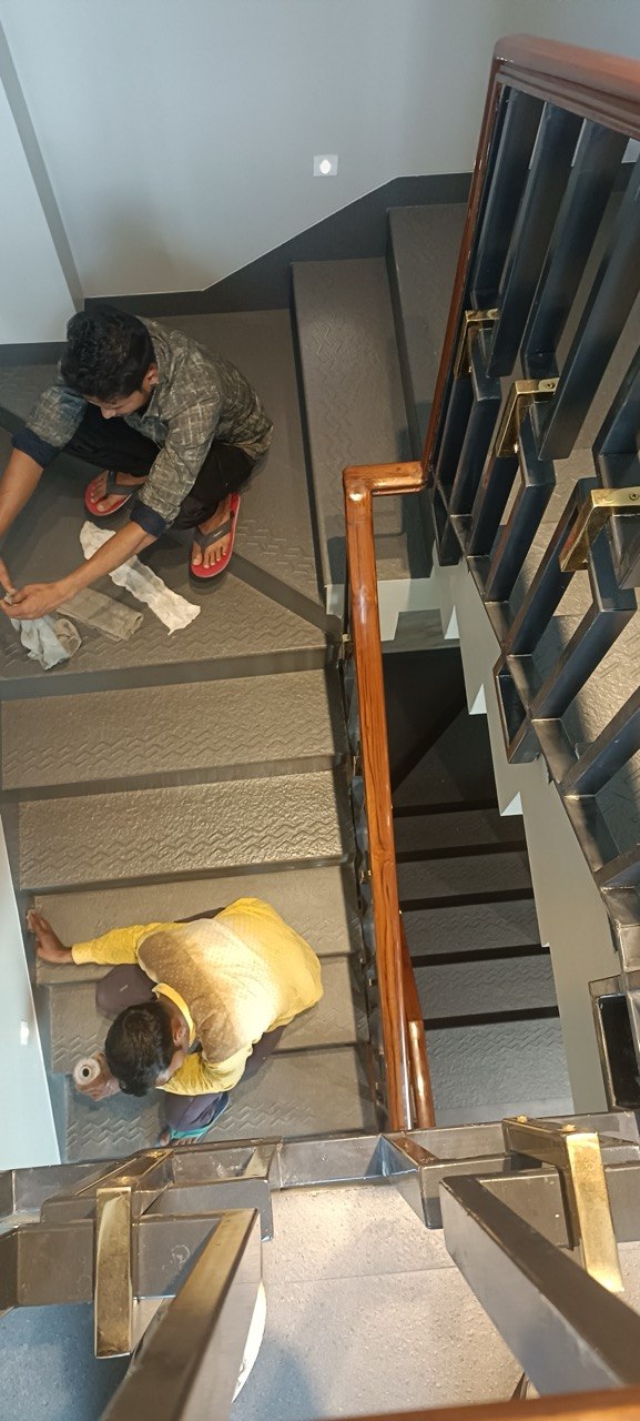 Mirror finish Italian marble polishing in Golf Course Road, Gurugram