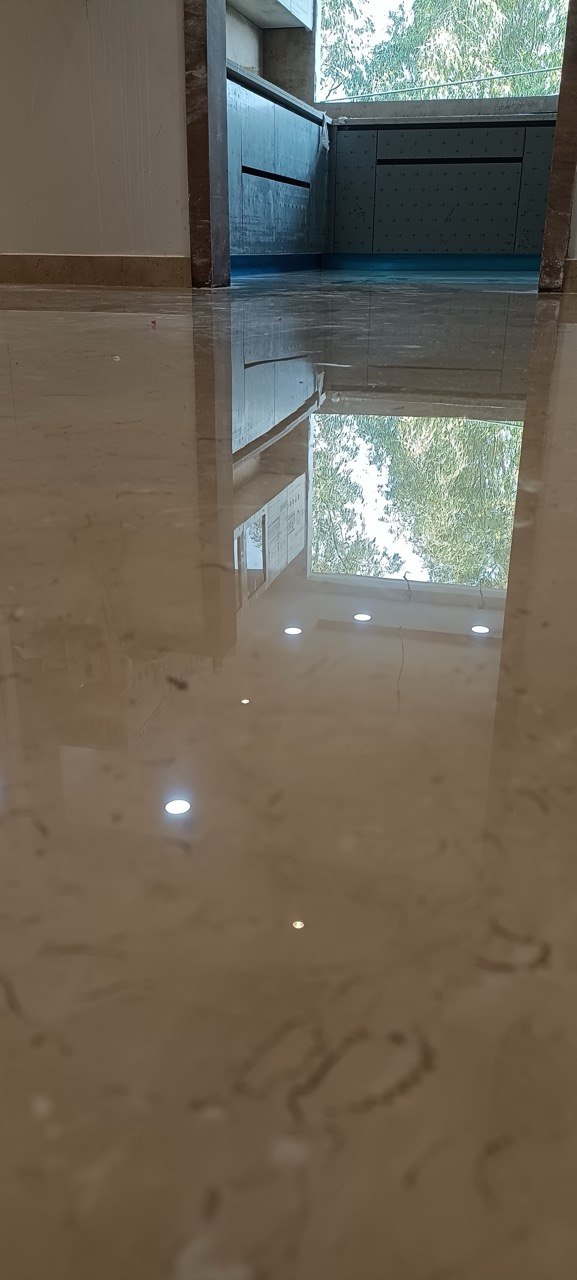 Mirror finish Italian marble polishing in Green Park, South Delhi