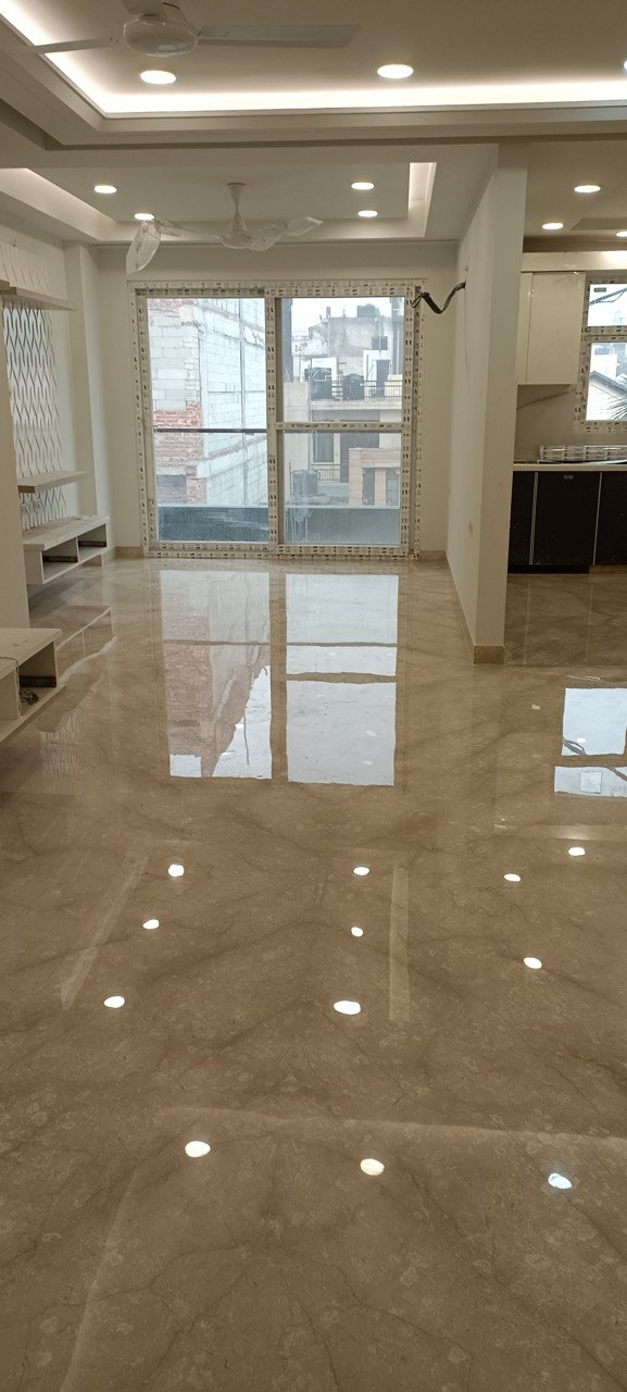 Mirror finish Italian marble polishing in Hauz Khas, New Delhi