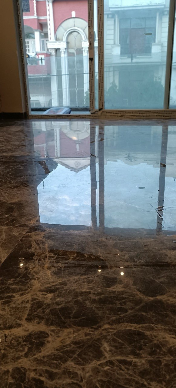 Mirror finish Italian marble polishing in New Friends Colony, New Delhi